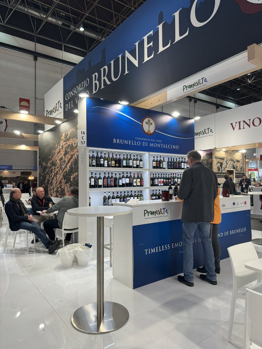 Days of business meetings for the producers of Montalcino attending at @ProWein 🍷 don’t miss the chance to visit us! 📍Halle 16 C57 #prowein #düsseldorf #brunellodimontalcino