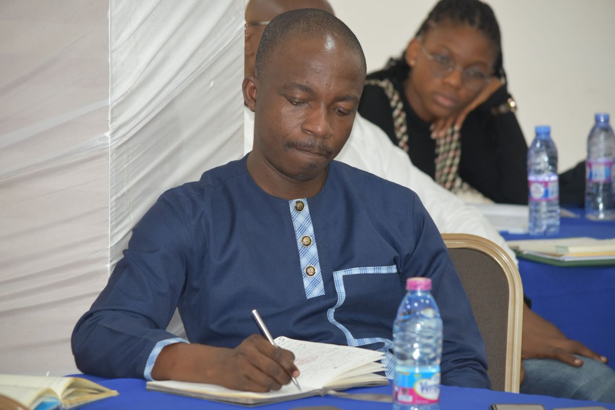 HopebankA's tweet photo. Je suis ravi de partager avec vous l’expérience phénoménale d’un atelier de formation unique sur la #productivité, l'allocation du temps et la #CONATION que wEquipu International en collaboration avec Hopebank Academy a organisé le 09 Février dernier à l’OCDI. https://t.co/GY6Ob6Ia2h