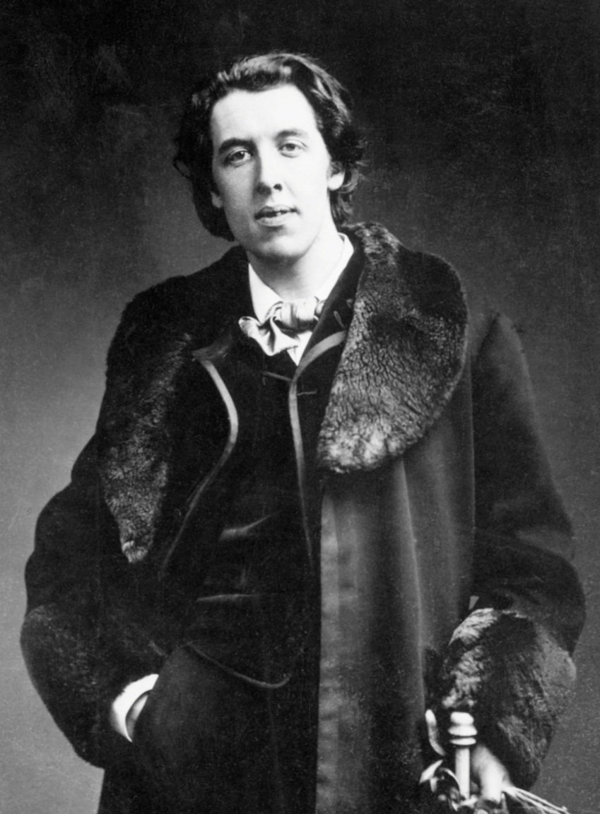 'Si tu presencia no me va a proporcionar compañía, no me prives de mi soledad'. -Oscar Wilde