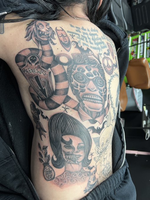 My kink is being told I sat perfectly during my tattoo🖤 1/2 done. 1/2 to go. 🕸️ https://t.co/nO2JaZm<a href="/tag/newprofilepic"class="tags"><span>#newprofilepic</span></a>