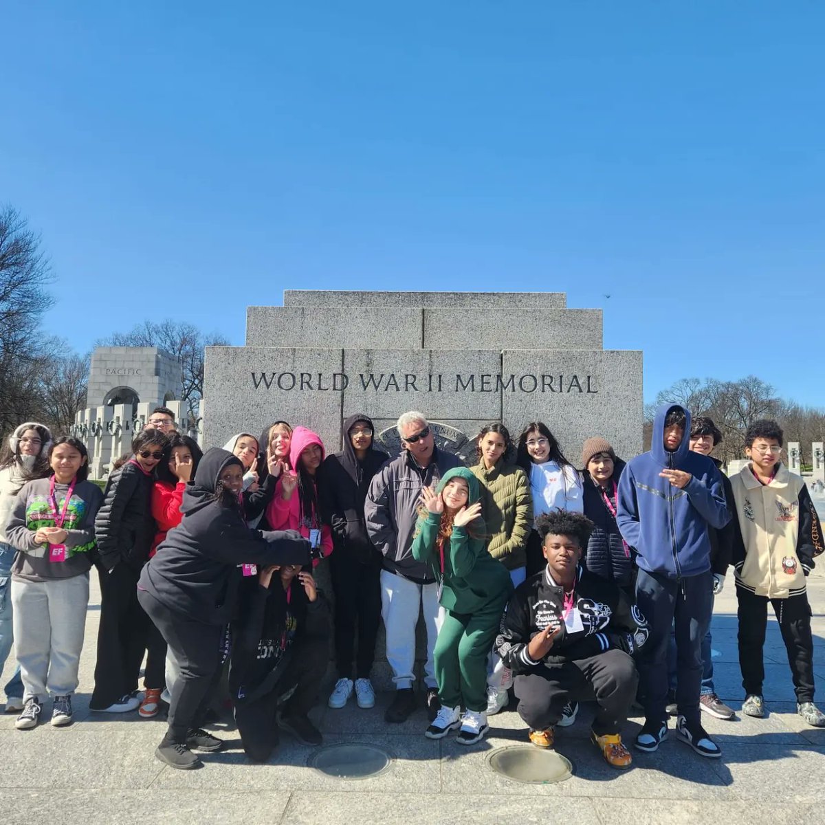 ShenandoahMS's tweet photo. Our Chiefs are exploring Washington. D.C.! They left this morning &amp; have been exploring our nation's capital all day thanks to EF Tours.  @EFtours #SMSMuseumsMagnet #YourBestChoiceMDCPS @MDCPS @MDCPSCentral @SuptDotres @miamimagnets @MariTereMDCPS https://t.co/thgHPMzrkt