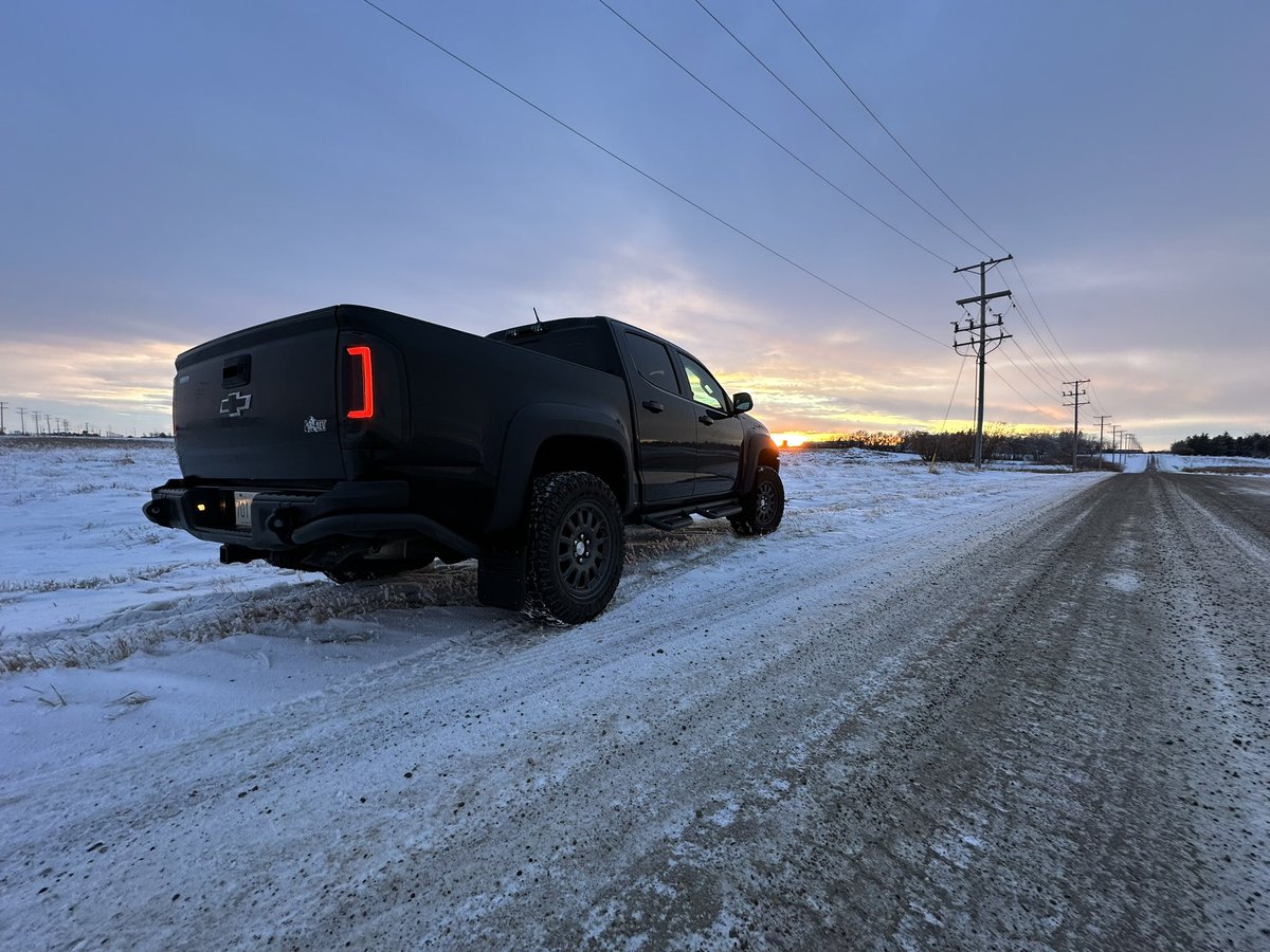 306Grows's tweet image. #ZR2bison #duramax #diesel #deleteddiesel #coloradozr2 #truck #lifted #liftedtruck #snow #sun #sunset #winter #AEV #ZR2 #Bison #straightpiped