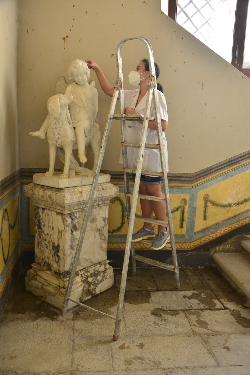 ColonialMuseos's tweet photo. Cada lunes se realizan labores de limpieza y conservación en nuestros palacios.
Una labor que constituye una herramienta fundamental para el cuidado y la preservación de nuestros museos.

#museosdelacatedral
#conservadores
#palaciomarquésdearcos https://t.co/ke7gxOnk96