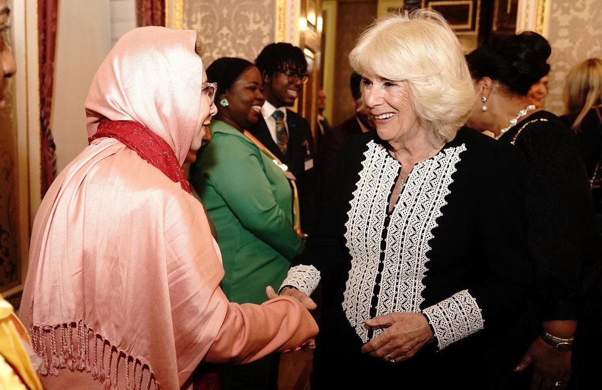 🌏 This evening, The Queen met guests during a #CommonwealthDay reception at Marlborough House, the international headquarters of the Commonwealth.