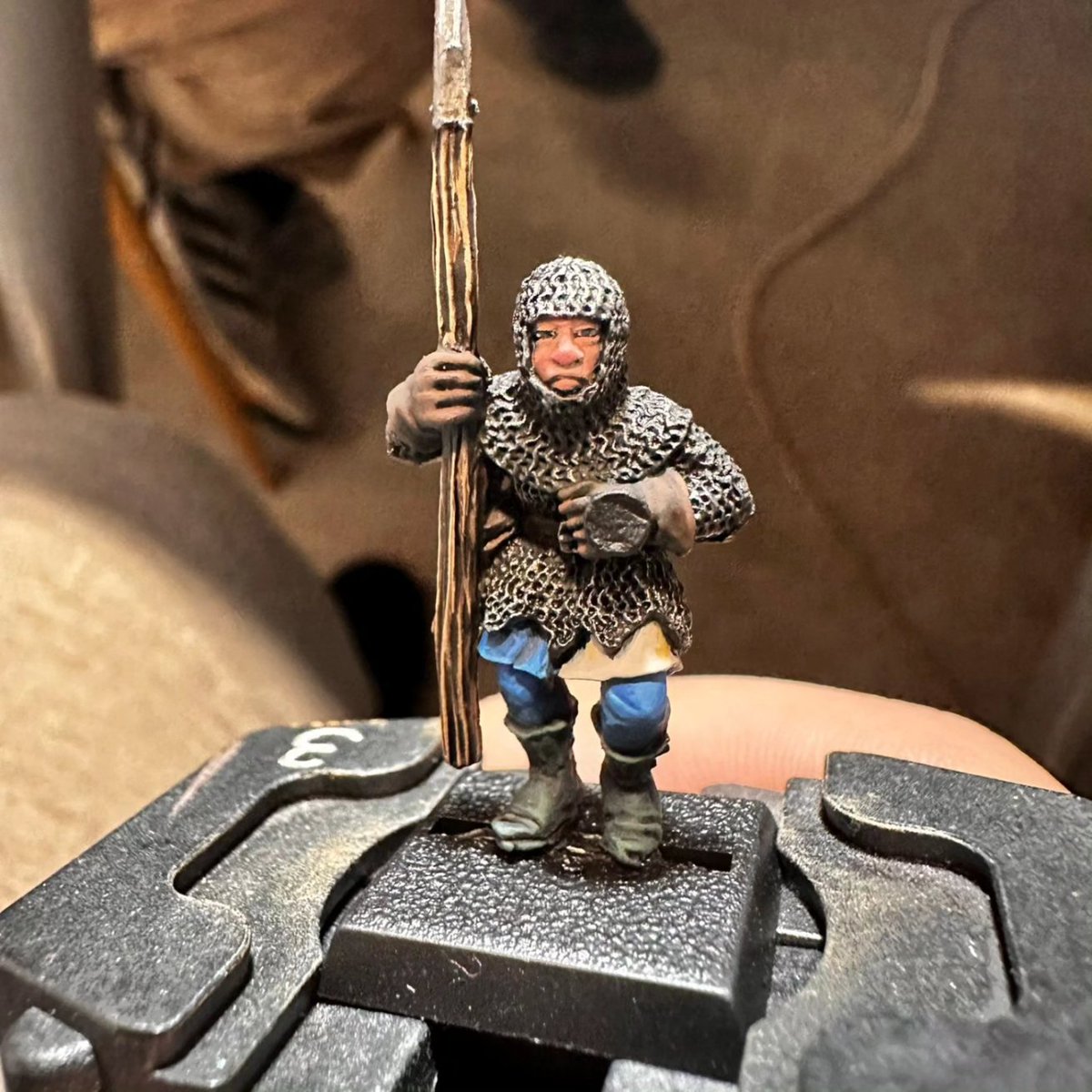 custodiosdemorr's tweet photo. Bueeenas noches gentes de bien.

Aunque llevamos tiempo sin publicar nada, en insta estamos colgando cositas de eventos que vamos realizando.

Os dejo unas fotos del curso de pintura de este fin de semana donde nos centramos en materiales varios, consejos y en el pintado de caras https://t.co/Hsz9zmNLaO