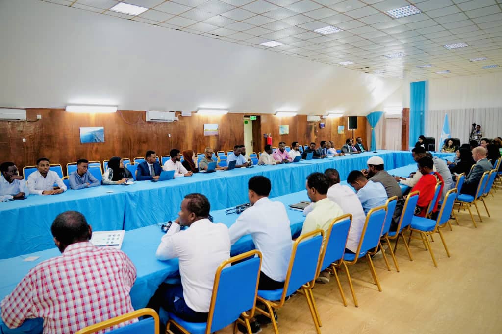 Somali Environmental Forum (@somenviroforum) on Twitter photo Our Executive Director <a href="/MHishMO/">Mohamed Hish</a> & <a href="/updynajiib/">Abdinajib Hassan Dirie</a> for their active engagement in the CSOs & <a href="/theGCF/">Green Climate Fund</a> meeting hosted by the <a href="/MoECC_Somalia/">Ministry of Environment & Climate Change 🇸🇴</a>
Emphasized the importance of young people accessing funds, building capacity and sharing knowledge and to empower the youth to drive #ClimateAction Our Executive Director <a href="/MHishMO/">Mohamed Hish</a> & <a href="/updynajiib/">Abdinajib Hassan Dirie</a> for their active engagement in the CSOs & <a href="/theGCF/">Green Climate Fund</a> meeting hosted by the <a href="/MoECC_Somalia/">Ministry of Environment & Climate Change 🇸🇴</a>
Emphasized the importance of young people accessing funds, building capacity and sharing knowledge and to empower the youth to drive #ClimateAction