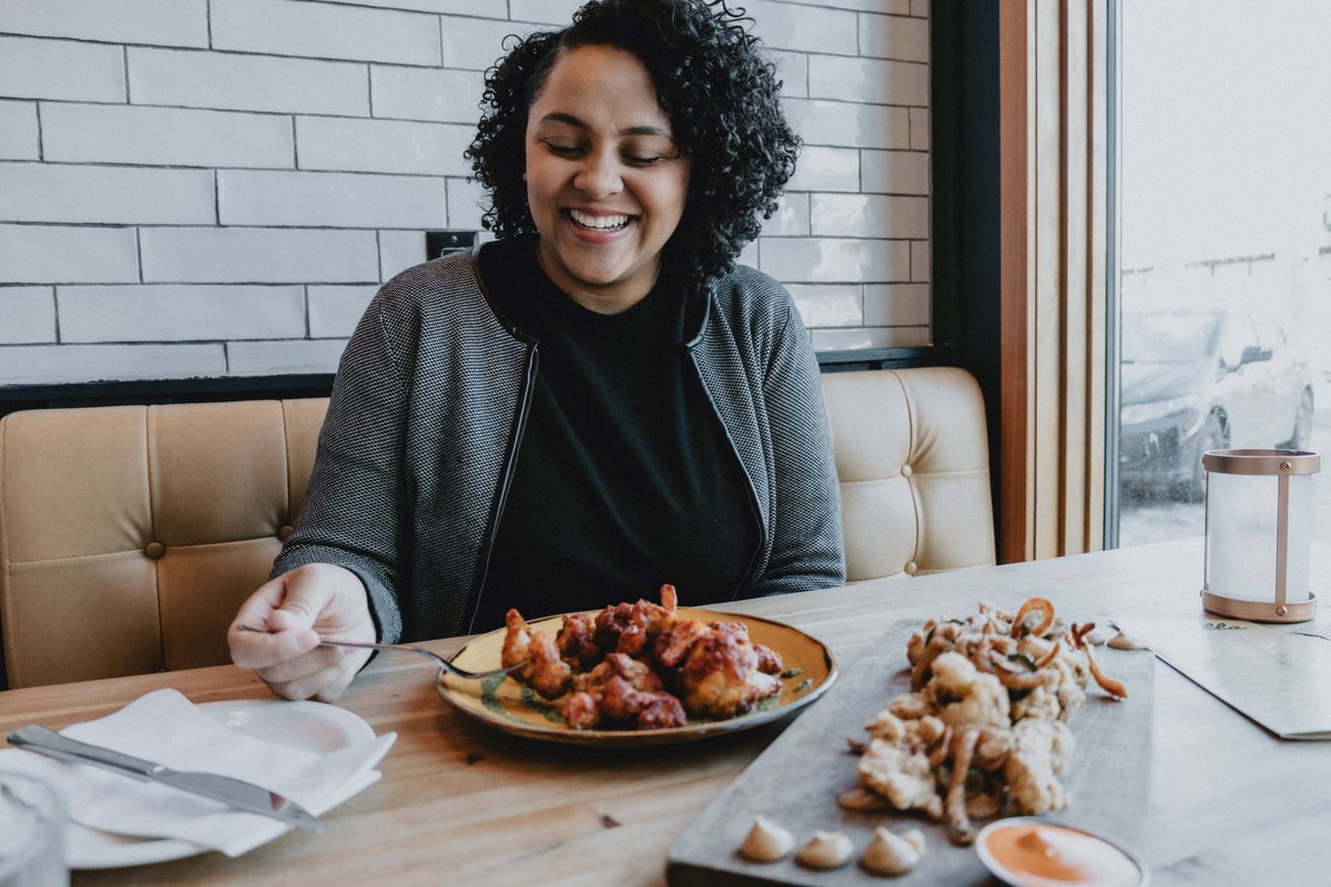 Meet Thais Beattie, she's the face behind social account, Tasting Prince George, where she introduces, reviews and highlights: 🍽 restaurants ☕ cafes 🍻 + pubs all around the city We caught up with her to talk all things food on the #Podcast🎧 lnkd.in/gtZWTgc8