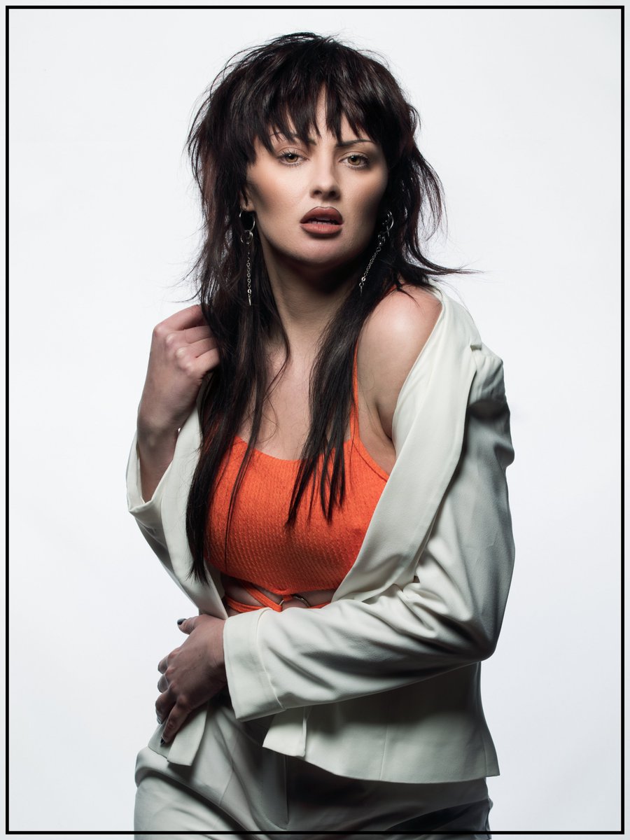 Got my studio fix! Here's Jessica Wilcock who popped into Aura Photographic at the weekend.

#model #lighting #photoshop #studio #portrait #portraitphotography