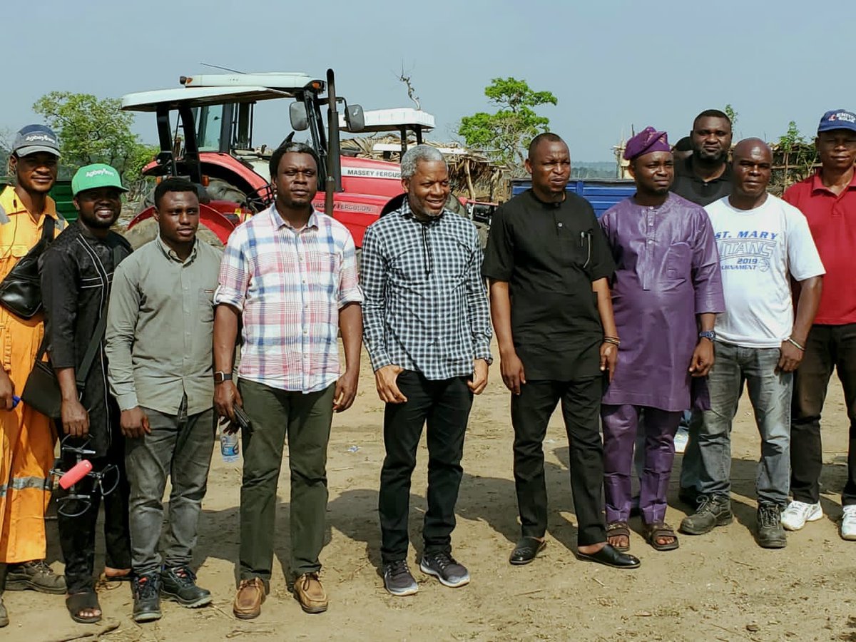 Earlier today, i joined some members of Ekiti State House of Assembly in visitation to Agbeyewa farm located at Ipao Ekiti. Ekiti is on the right track, CONFIRMED.