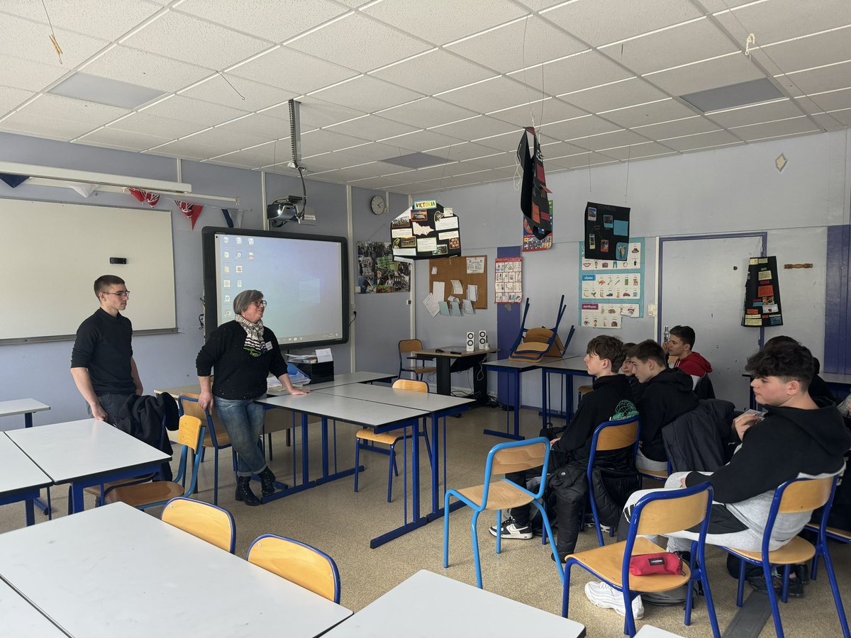 Cité Scolaire Victor Considerant tweet media