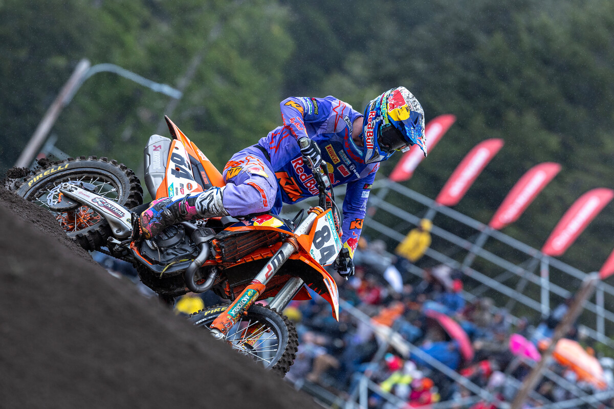 🚀📙🎯BULLET POINTS // Between The Races Podcast: Jeffrey Herlings Fanpage. mxvice.com/between-the-ra… 📸ktmfactoryracing / rayarcherphoto