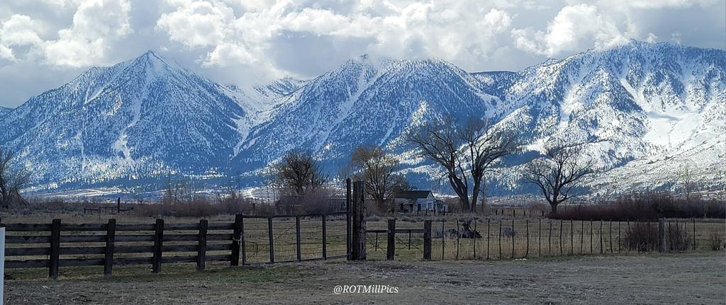 ROTMillPics's tweet photo. I could've sat there for hours looking at the mountains...
#picoftheday #photooftheday #mountains #mountainscape #nature #NatureBeauty #naturelover #naturelovers #naturephotography #landscapes #snowy #March2024 https://t.co/iMPT7CgZB5