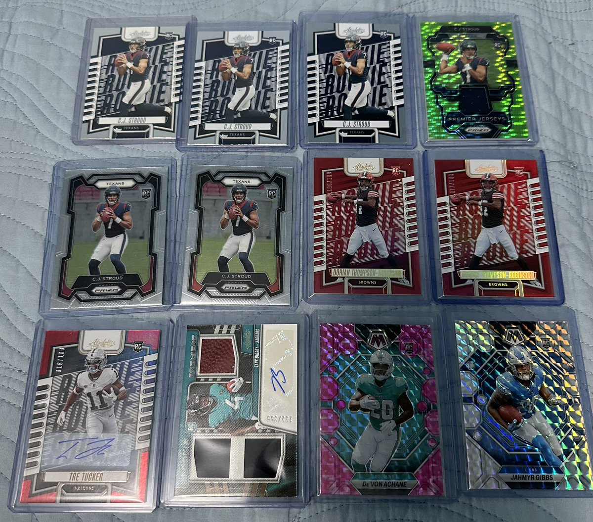 brysonke26's tweet photo. @stokesboyscards Goldschmidt Cosmic auto /75 $40
Glavine patch auto /10 $90

Or both baseball for $110

NFL Rookie lot including 6 CJ Stroud for $100

Take all cards for $190 https://t.co/w2p2XzRfqi