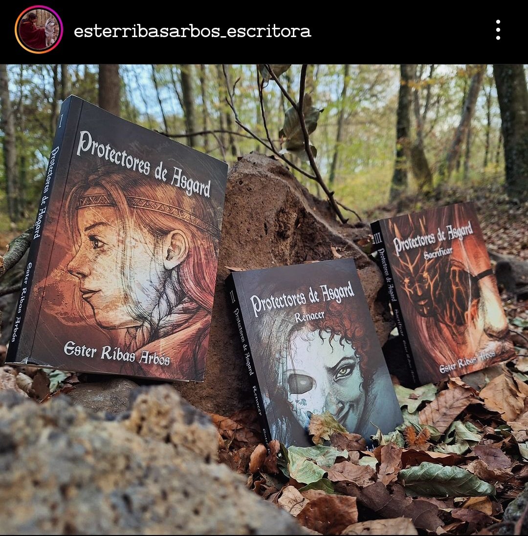 #Saga : #ProtectoresDeAsgard
¿Cómo reaccionarías si vieras tu mundo derrumbarse?
Adéntrate en un viaje de dinastías y fantasía, magia, venganza y amor. Te conducirán a una era desconocida, luchar será la única salida.

✨La lectura te atrapará.
<a href="/eribasescritora/">Ester Ribas</a>
🪻#LuzTLRecomienda