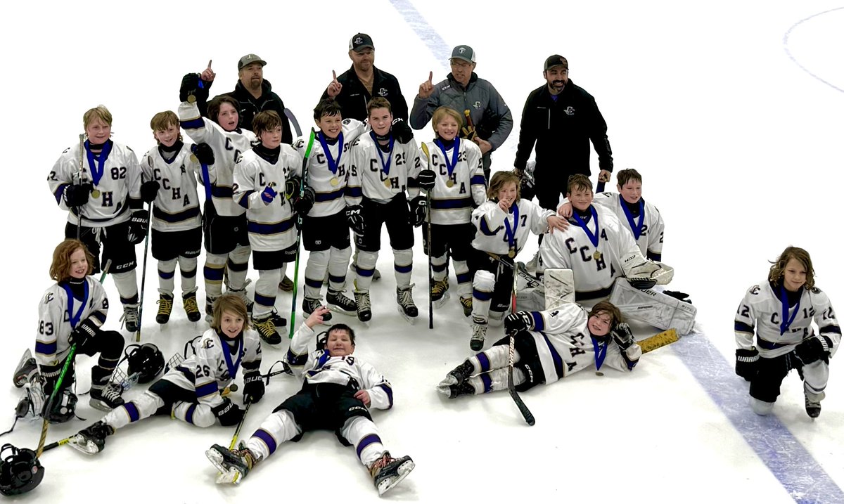 CCHA Squirt C Gold took first in the Silver Division of the District 6 Tournament with a 2-0-1 record. The Stormhawks tied Prior Lake Gold 3-3 and defeated Jefferson White in pool play before blanking CCHA Purple 2-0 in the championship game.