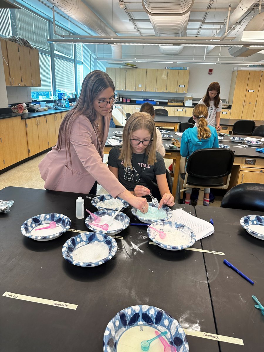 We were excited to attend Tech Savvy at the UW-Whitewater campus this past Saturday. Mindy Becker was a keynote speaker and Jeren Sexton led a bath bomb workshop. Thank you to everyone who joined us for a day filled with inspiration, learning, and empowerment!