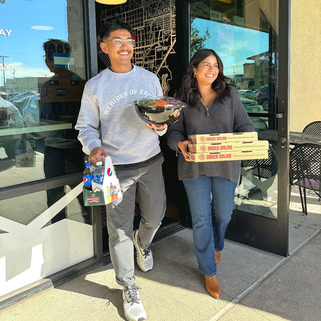 Not sure what to do for dinner? Grab a pizza from Mountain Mike's! 

Did you know they also offer gluten free crusts? Mountain Mike's has something for everyone! Be sure to try their churros for dessert too!