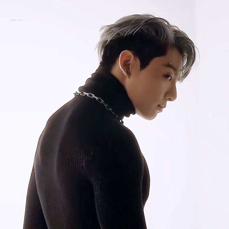 toriiswriting's tweet photo. Witchy #namkook AU where young witch NJ summons his familiar way before the typical 613 year mark - a prodigy if you will. Wolf familiar JK is a fierce predator, powerful and merciless; the perfect guardian.. who turns into a pouty pup because NJ just keeps bringing home strays. https://t.co/jjsO2HQl45