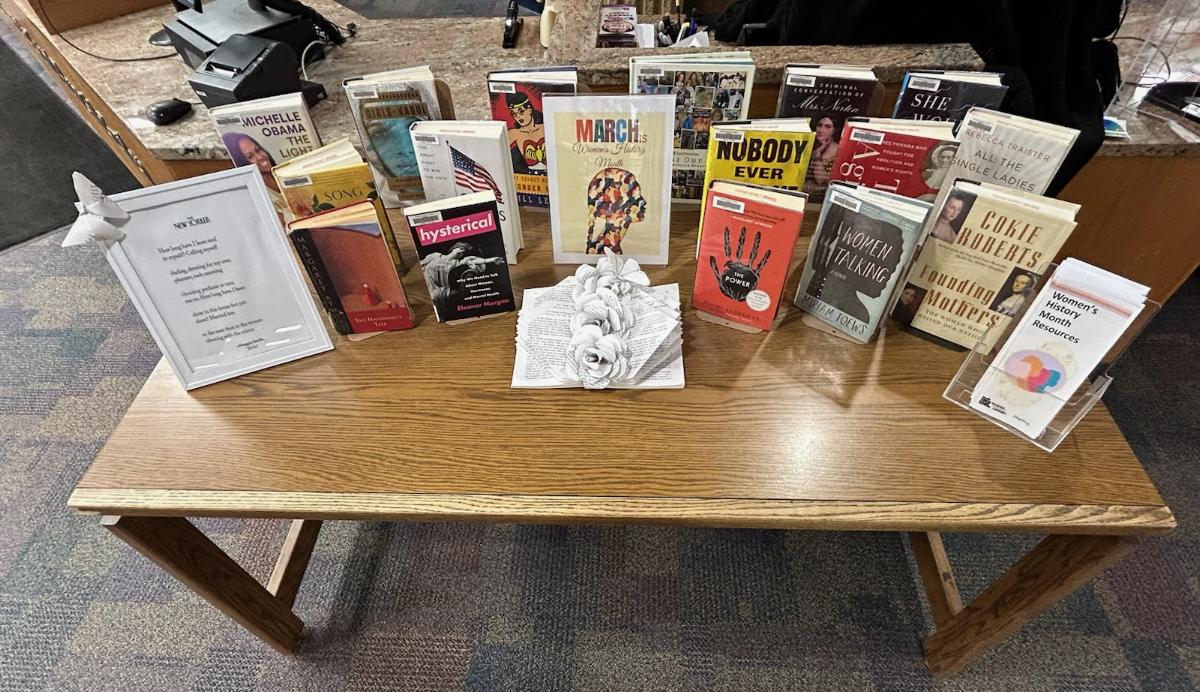 GeneseeLibrary's tweet photo. We are celebrating Women's History Month with our book displays at the library. Here is a display from our Grand Blanc-McFarlen branch! https://t.co/hfk4VY9mnI