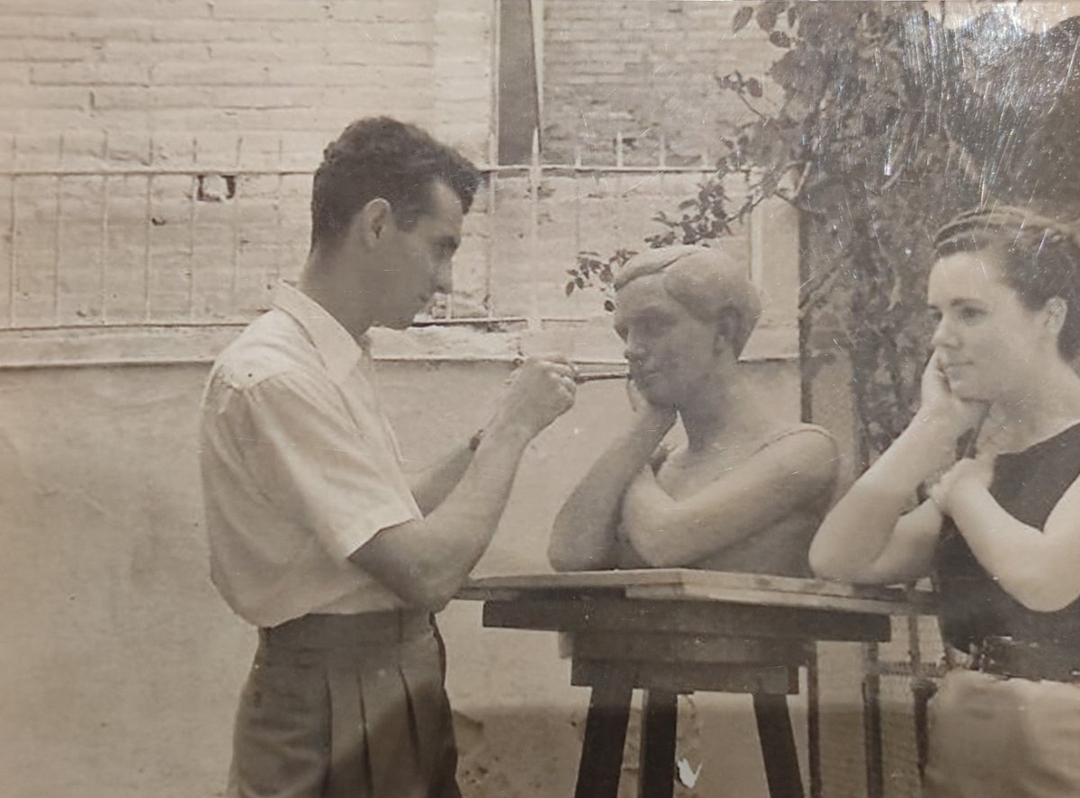 MuseuLH's tweet photo. Des del @MuseuLH volem expressar el condol als familiars i amics de l’artista Hèctor Cesena. 💟

#HèctorCesena #ArtistaLocal #MemòriaLH #MuseuLH #MdLH #lhospitalet @LHCultura @LHAjuntament @LHArxiu https://t.co/mkLnDEOTrq