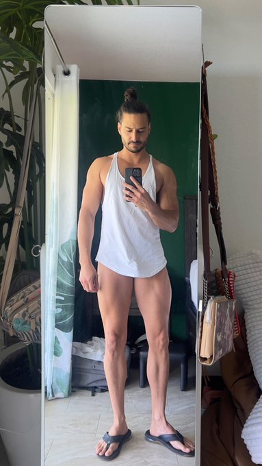 Leg development update 🦵🏼🦵🏼🔥 https://t.co/5LU5PMxGe6<a href="/tag/bts"class="tags"><span>#bts</span></a>