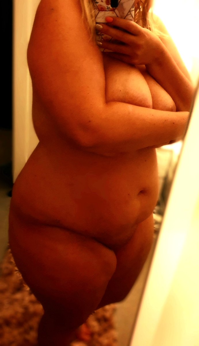 CurvyMoist's tweet photo. @onlyfangains My Old account is back!! @PillowCurvy  follow me there😘😘
DM me there for further details.
Or find me ⬇️
https://t.co/95GUKOhGyr https://t.co/D0tYDuhyh9