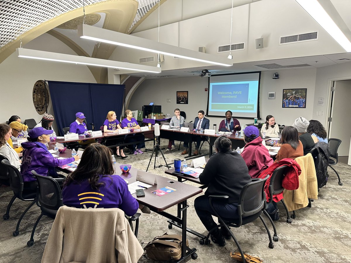 dcpave's tweet photo. Mondays are better with a dose of #ParentPower! PAVE parent leaders met with @dcpcsb ED Dr. Michelle Walker-Davis to talk #ParentPriorities. We covered #SpecializedSchoolPrograms,  #SafePassage, engagement, accountability, &amp; more. We look forward to continuing the conversation💜 https://t.co/0DPyvtaSJC