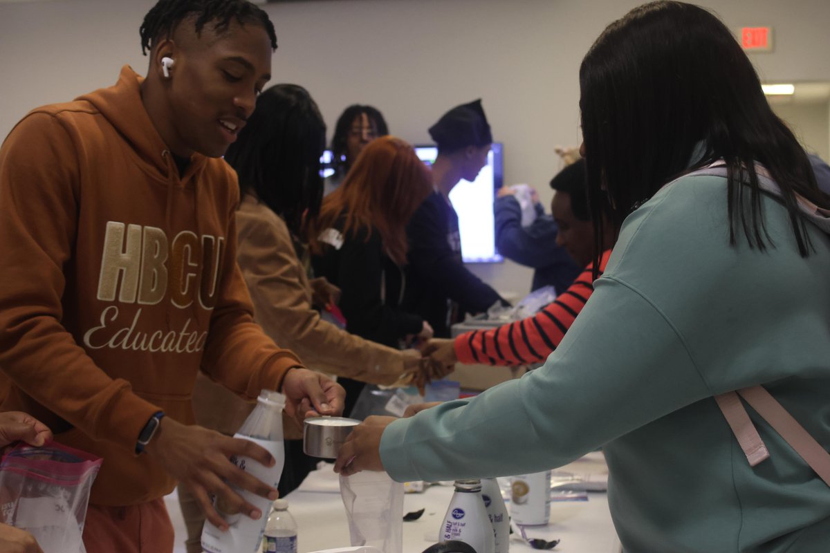TSUCollegeofAG's tweet photo. Day 1 of #tsuagweek2024 was a roaring success! Over 100 students and faculty gathered for an eventful day of excitement, laughter, and fun! The Departments of Food Animal Sciences and Ag Science and Engineering had a lineup of engaging activities for everyone to enjoy. πΎπ¬ https://t.co/tbHmLP7LYl