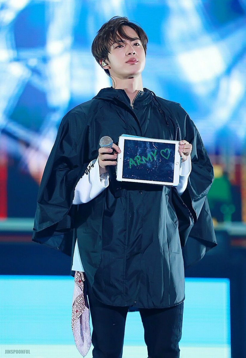 mofumofuRJ92's tweet photo. BTS Forever💜💜💜
私💜💜より
なんか突然言いたくなった🤭
#素敵なジン君集め隊
#BTSJIN #BTS #D92
#WeLoveYouJin https://t.co/TSu6tC76mi