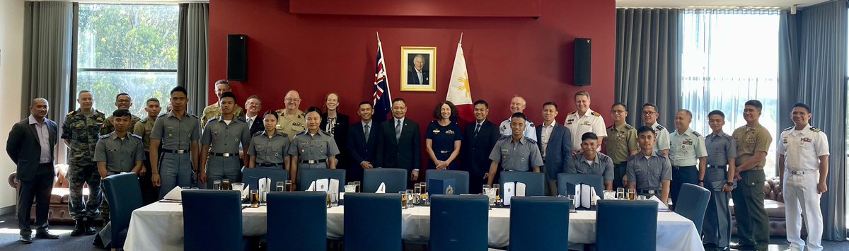 ADC_Australia's tweet image. Mabuhay and welcome to the College! We recently hosted @TeamAFP Deputy Chiefs of Staff for discussions with our 🇵🇭 cadets, students and exchange instructors from across Canberra for the occasion. Another fantastic opportunity to connect with regional mates | #MakePMEFunAgain