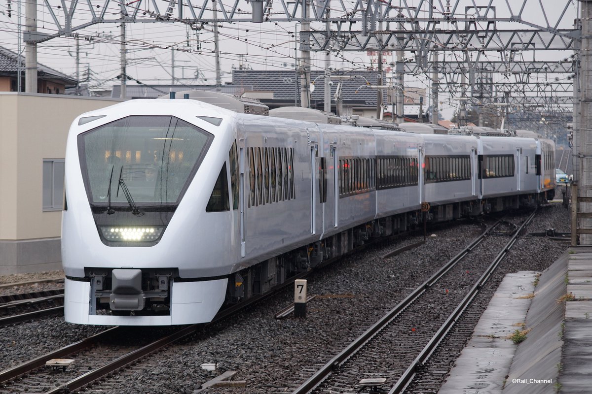 Rail_Channel's tweet photo. 甲種から1ヶ月。大宮発の団臨より運用を開始した #スペーシアX 最新編成 #N104F
#N100系 #8000系 #8111F #野田線 #アーバンパークライン #岩槻 https://t.co/rzJlXxi2Qo