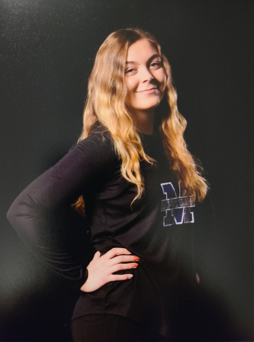 KimSnyder99's tweet photo. My girl loving college life! 
#mountunionthrower https://t.co/jti7c4yaX6