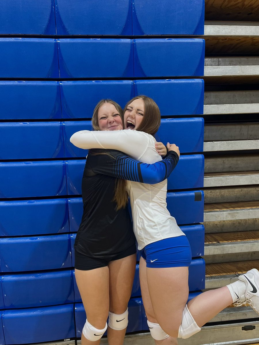 Midview Volleyball (@middievball) on Twitter photo Wishing a very happy 15th birthday to freshman, <a href="/Kennedyheus905/">Kennedy Heuser</a> 🥳 we hope you had the best day!!!! Wishing a very happy 15th birthday to freshman, <a href="/Kennedyheus905/">Kennedy Heuser</a> 🥳 we hope you had the best day!!!!