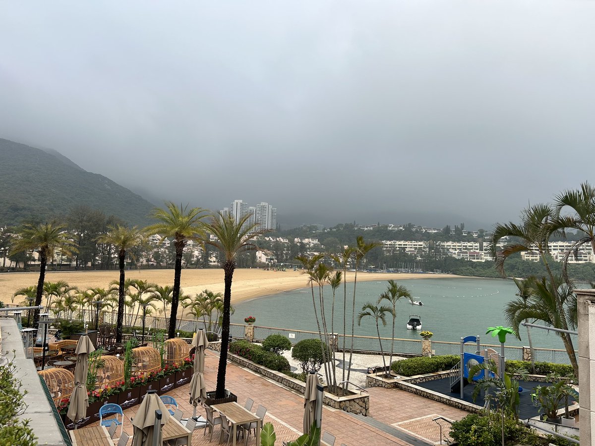 UoSPGCEEYT's tweet photo. A busy day yesterday where every school believed we had brought the rain with us from the UK. From local schools in Sha Tin and beyond in the morning to the amazing Discovery Bay on Lantau Island on the afternoon. Some wonderful teaching, even with the rain☔️ #distancenotdistant https://t.co/XpgklBjqgQ