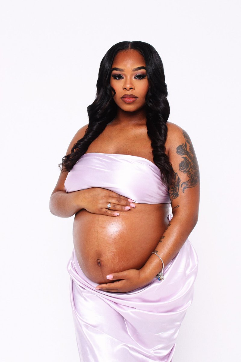 bby_amil's tweet photo. A lifetime adventure is about to begin๐ #5moreweeks https://t.co/BHXc4SqGdZ