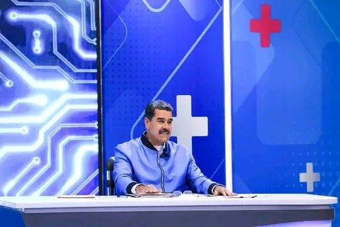 DivSupMonagas's tweet photo. #CDCEMonagas activos con nuestro Presidente @NicolasMaduro en su Programa Maduro+Cerca desde las instalaciones del ESEM de PDVSA en MATURÍN.
@_LaAvanzadora
@MPPEDUCACION 
@ActualZe 
@estabacarolina1 
@BritoEira https://t.co/JID89rQsCs