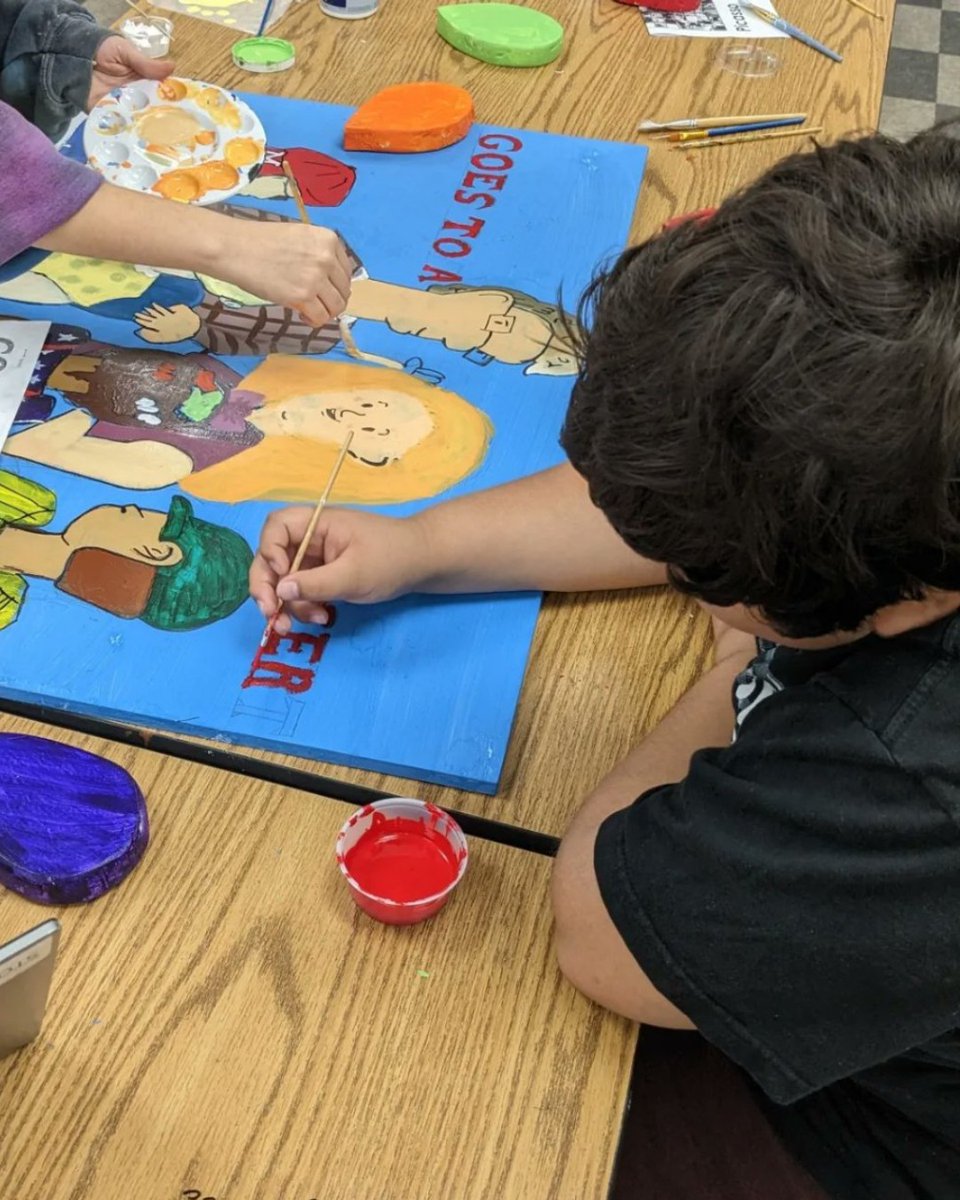 Looking for Spring Break plans? Visit the SBISD Literacy Art Walk! Students have been hard at work creating wonderful art pieces for the SBISD community to enjoy. Plan your visit today!📍🗺️🎨

Interactive Map 📲 bit.ly/3TgRP35
