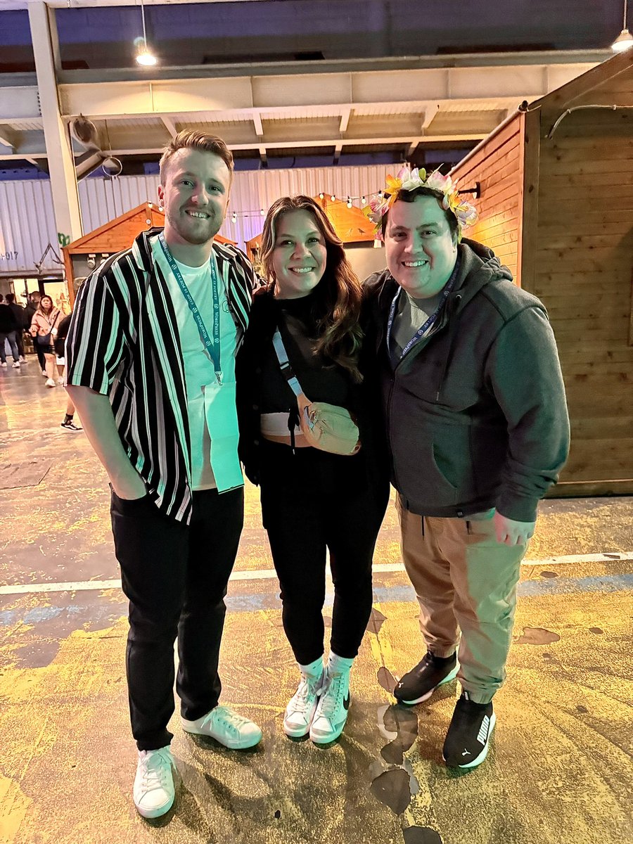 Our #WCAsia Phoenix crew, 2024 edition. 🙌🏼
Every WordCamp our #wcphx crew makes sure to take a group shot. Sometimes we have 20+ and sometimes we have 3. But we always have our Phoenix magic. 
♥️🥹♥️
