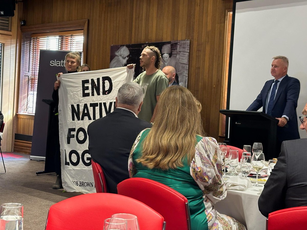 BobBrownFndn's tweet photo. Also forest defenders inside interrupting election debate between Premier Rockliff & ALP Leader Rebecca White who are committed to continued forest destruction & wildlife extinction & burning forests - all while fuelling the climate crisis. #politas #VoteForests https://t.co/c5lQMSlZgG