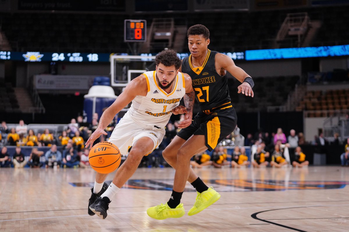 NKUNorseMBB's tweet photo. Don't let off the 𝗚𝗔𝗦 🏎️

@NKUNorse | #NorseUp https://t.co/C3KbeTkQzu