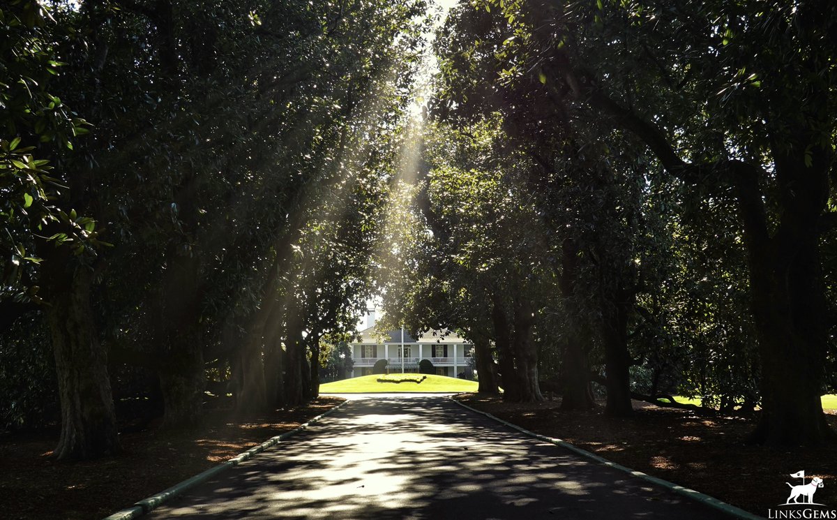 LinksGems's tweet photo. A tradition unlike any other is only ONE MONTH AWAY!

On April 11th, the 88th Masters begins! https://t.co/gFgVXHKAOh