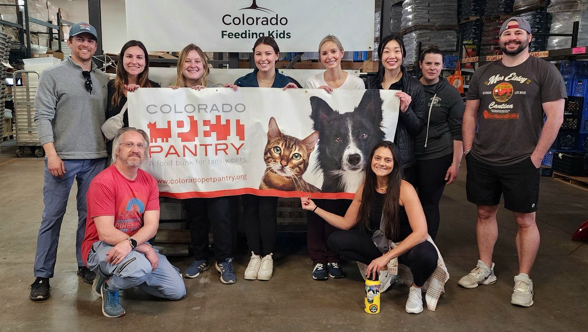 This group of employees from @BrilliantEarth in Cherry Creek volunteered at our warehouse yesterday and were a huge help... they sorted and got five 'challenging' (according to our warehouse staff) pallets of pet food ready to go out to upcoming pet food banks 👏.