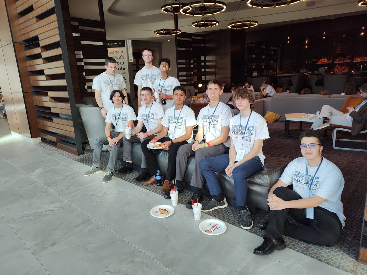 AmyR0323's tweet photo. After two days of competition, it was great to join together for pizza. We made finals in Graphic Design Promotion, Advanced Interview, Global Marketing Team, Entrepreneurship, and Prepared Speech. https://t.co/ycpo0G4VoC