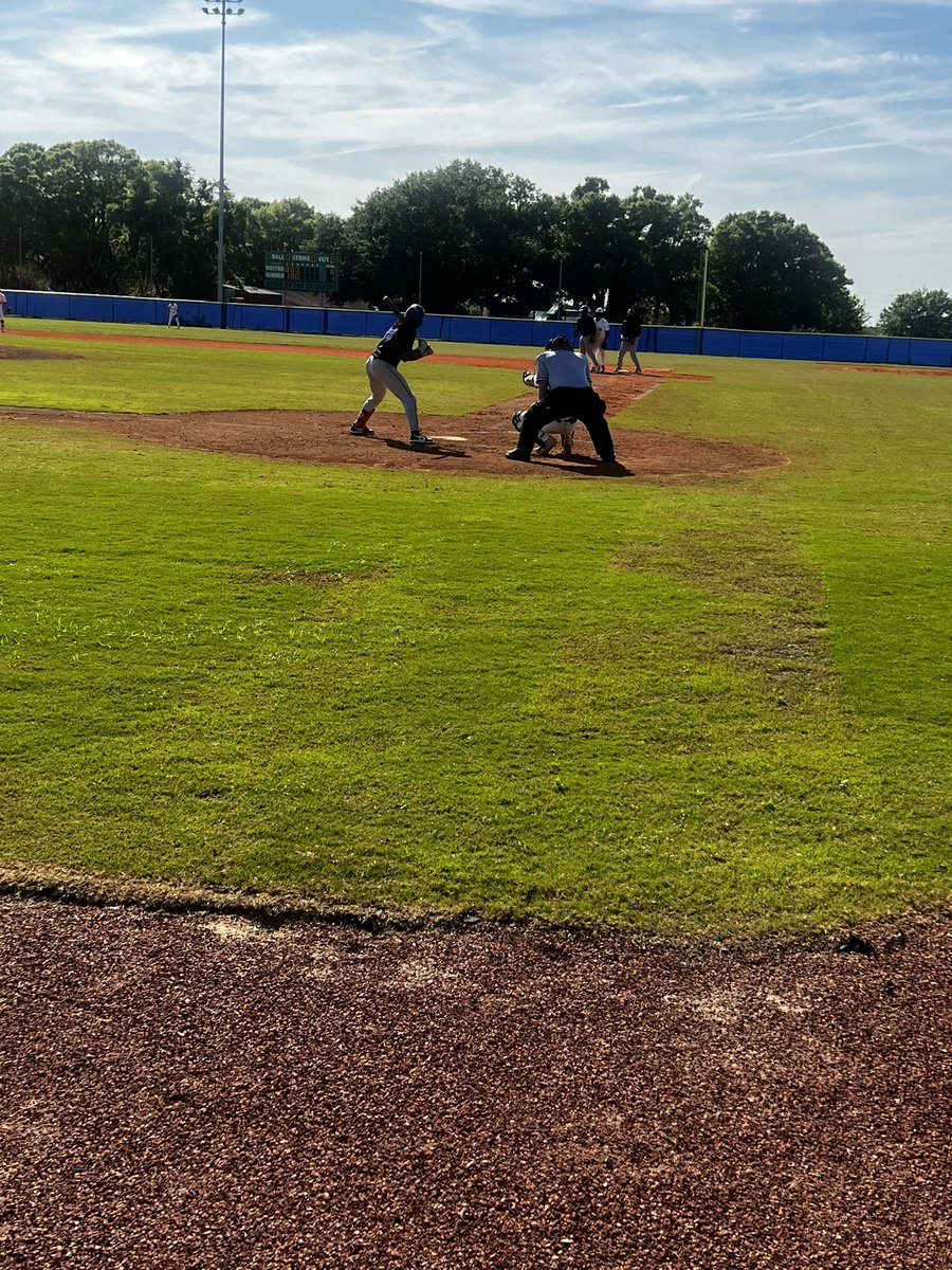 ManyLions1Pride's tweet photo. King vs Seffner Christian at Sumner for the Saladino Tournament!! Let’s go Lions!!! https://t.co/y6n46hiGIU