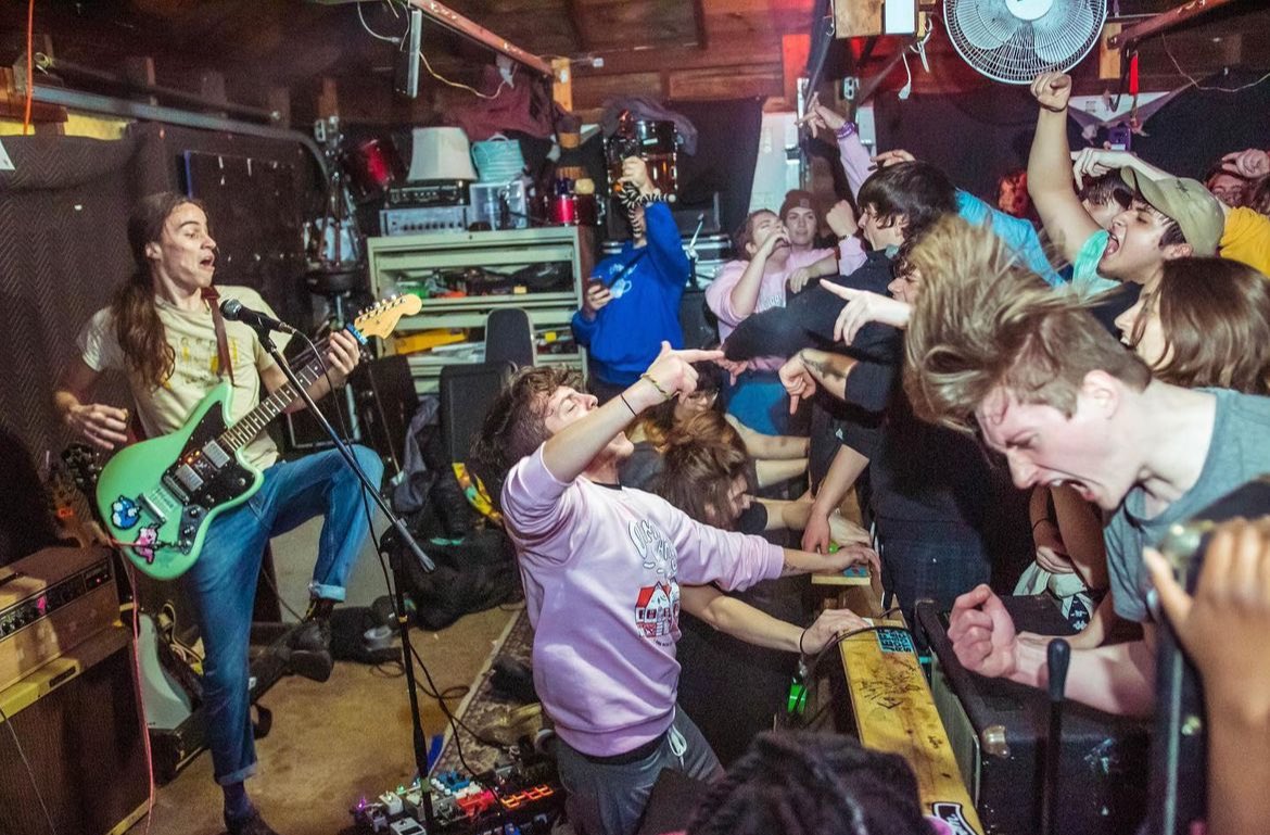 ¯\_(ツ)_/¯ tweet media