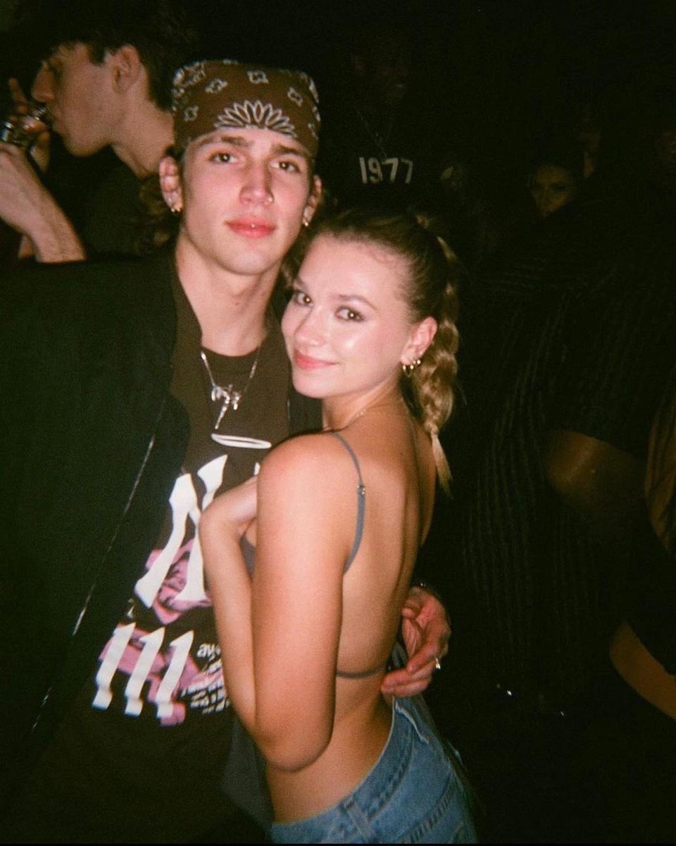 With 𝗒𝗈𝗎 my life so much better, because I know you're there for me whatever, don't matter what we do as long as I'm with you I forget about the world and all the stress I hold.