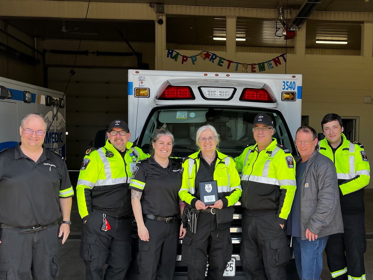 After spending the day with her daughter helping keep our residents safe, #Paramedic Tina signed off with her last call after 28 years of service to her community. All the best in #retirement Tina!