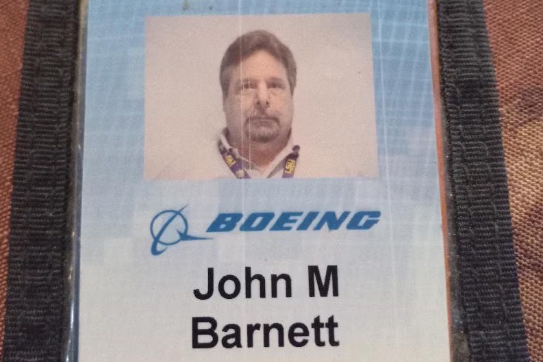 🇺🇸 | ÚLTIMO MINUTO: John Barnett, el exempleado que alertó sobre irregularidades en los estándares de producción de Boeing, ha sido hallado muerto en un aparente suicidio.