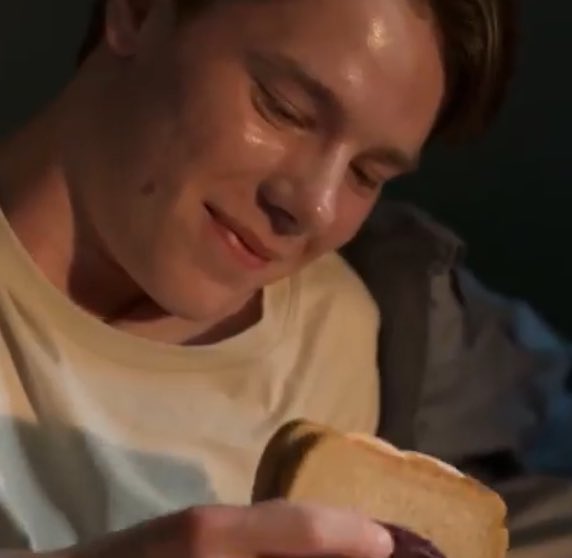 Muffin🍋 is DYING tweet media