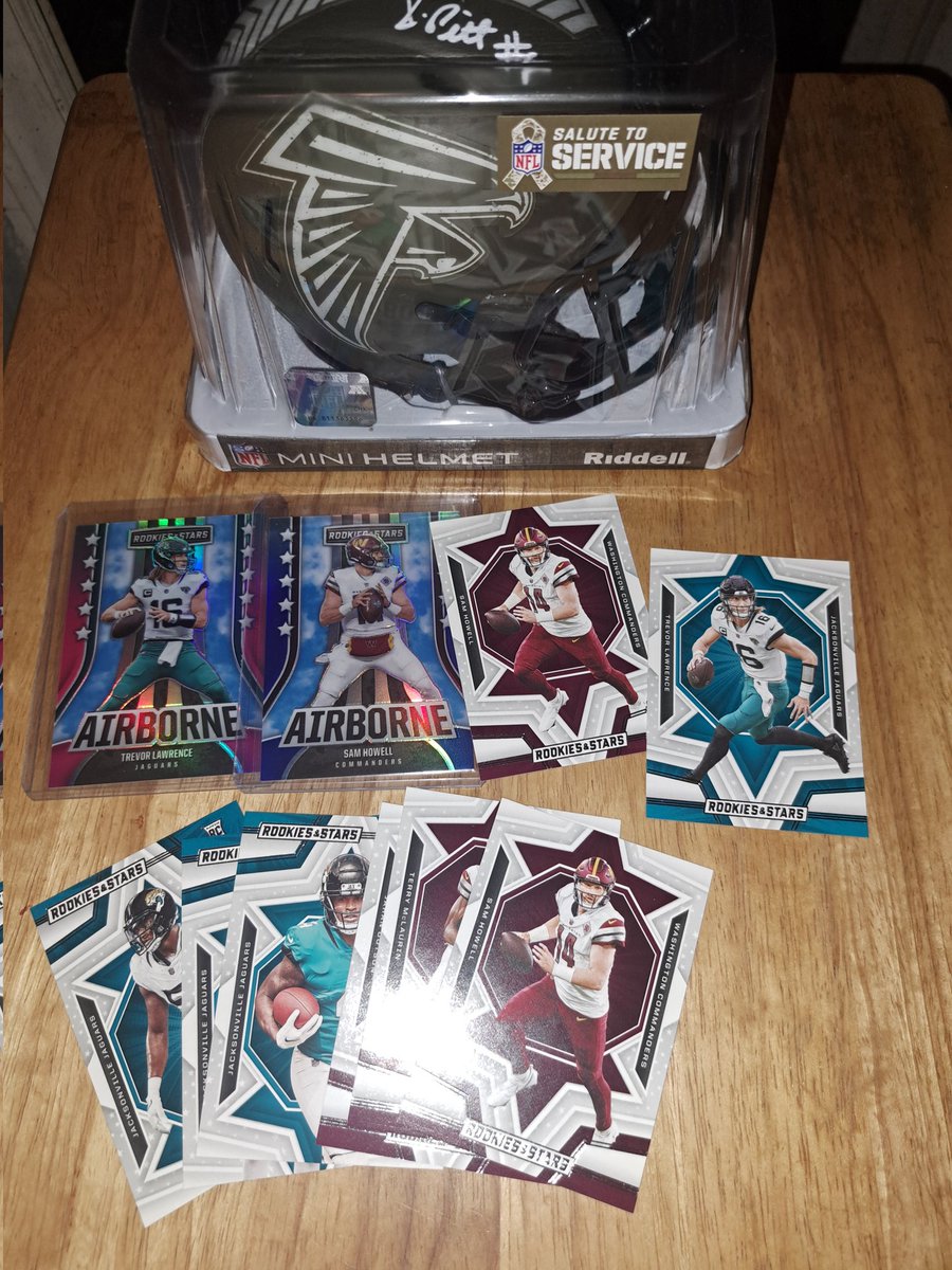 JasonFarmer15's tweet photo. Gotta love a sweet #BCBmailday from @BuckCityBreaks also thank you again @diggs312 for the awesome #giveaway to the #BCBFamily I was lucky enough to win in Pic #2. There's no better place to be than the @BuckCityBreaks Chat on a Sunday, Wednesday, or Friday break night https://t.co/ulsbJfzMZu